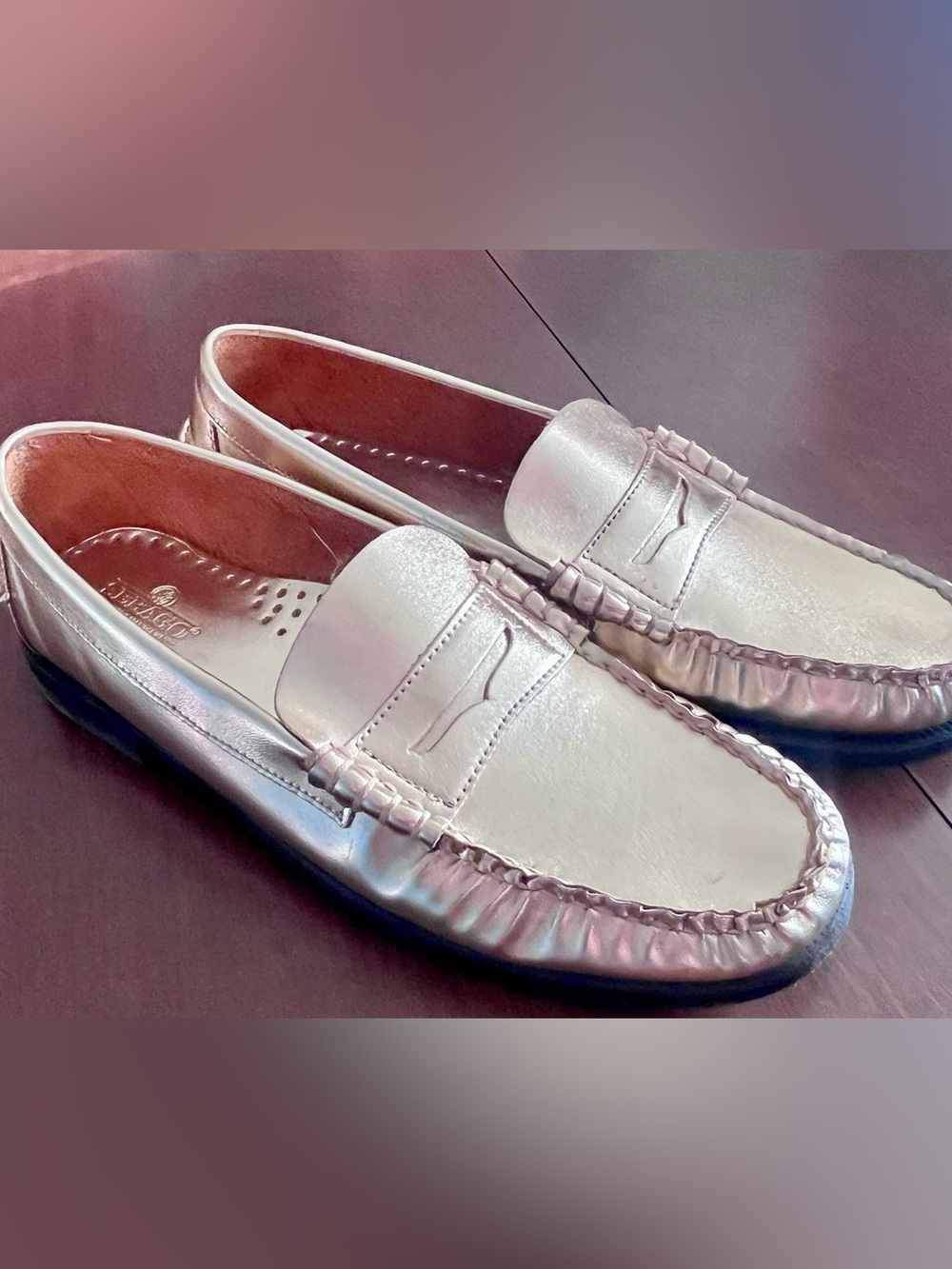 Women’s Sebago Dan Gold Metallic Leather Loafers size 9.5!!